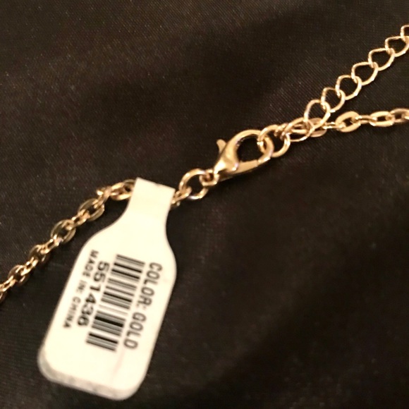 2 TONE DECO SHAPE NECKLACE - Picture 5 of 5